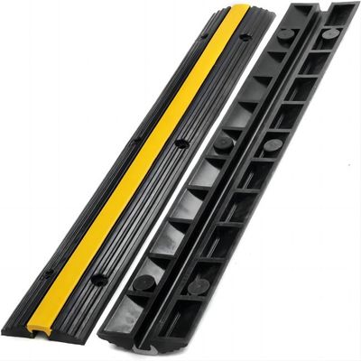 شراء Compact Roadside Emergency Kit with Durable Nylon Case التصنيع عبر الإنترنت